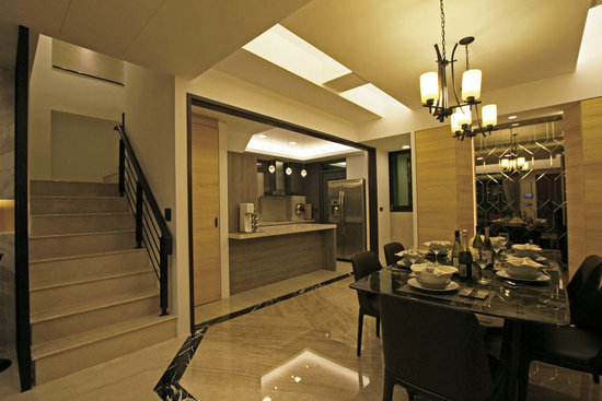 混搭风暖色空间 330平温馨别墅设计