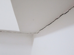 墙体裂缝原因 墙体裂缝怎么处理？