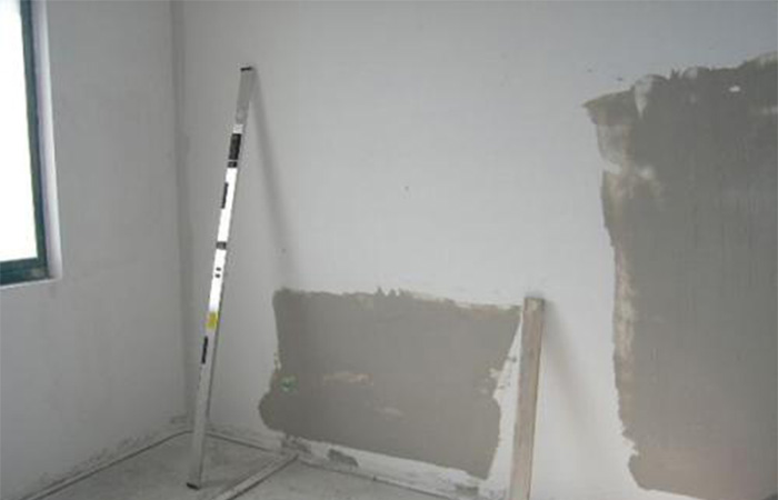 墙面乳胶漆维修贵吗？与新房刷乳胶漆差别大吗？