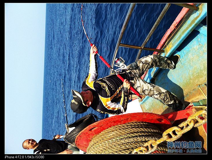 深海船钓毒片来袭 钓获大鱼满载而归