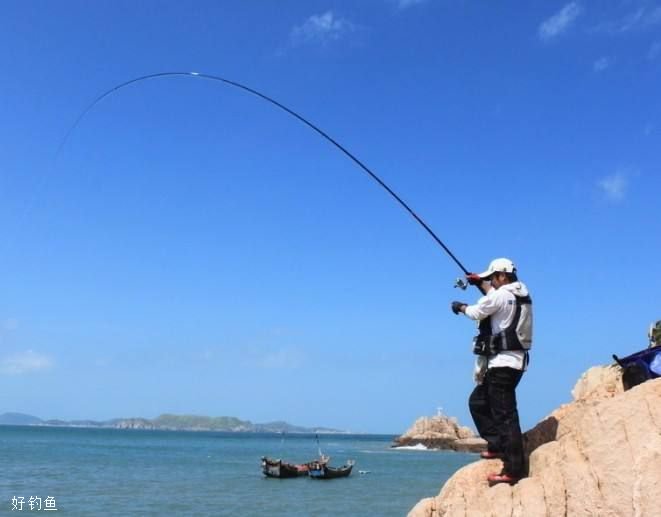 海钓小技巧：避免鱼钩扎手的方法