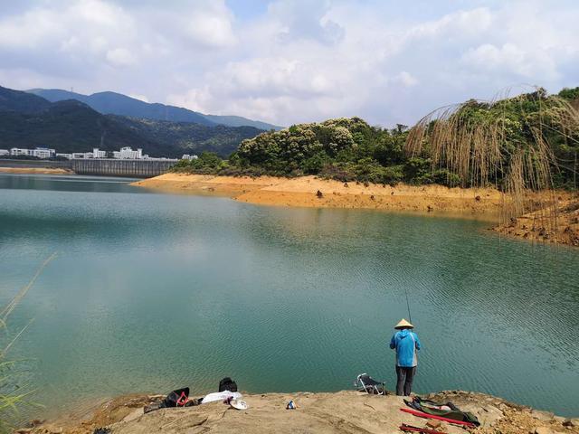 浅谈光线对钓鱼的影响，不同钓况影响不同