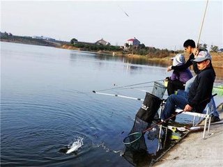 大风天气钓鱼难？2招解决问题