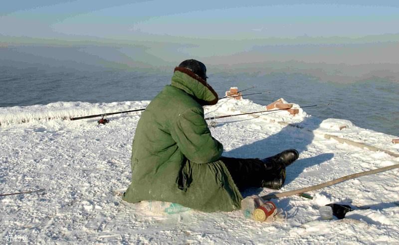 冬钓遇风雪天气，这几个技巧仍然助你狂口