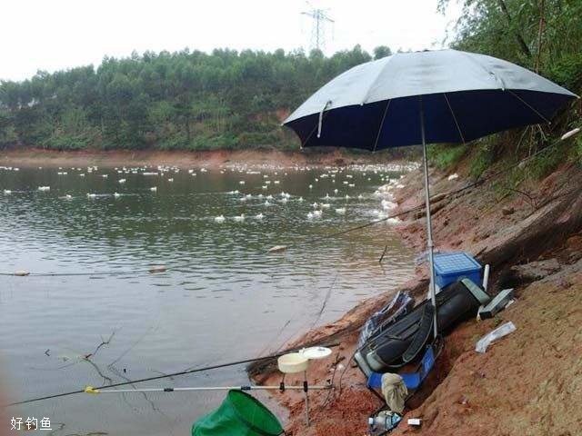 夏季三种不适合钓鱼的雨天