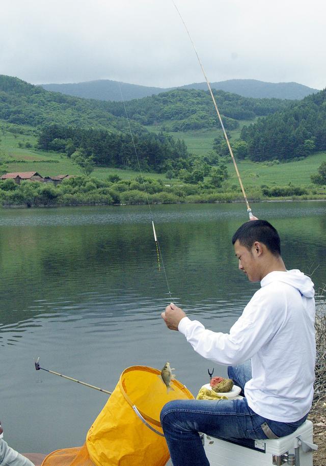 野钓遇到滑鲫不要怕，用这三招