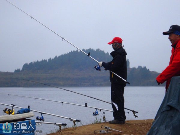 浅谈湖库远投爆炸钩的几点建议