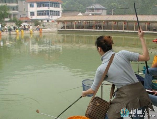 手竿如何遛大鱼？手竿溜大鱼的技巧解析