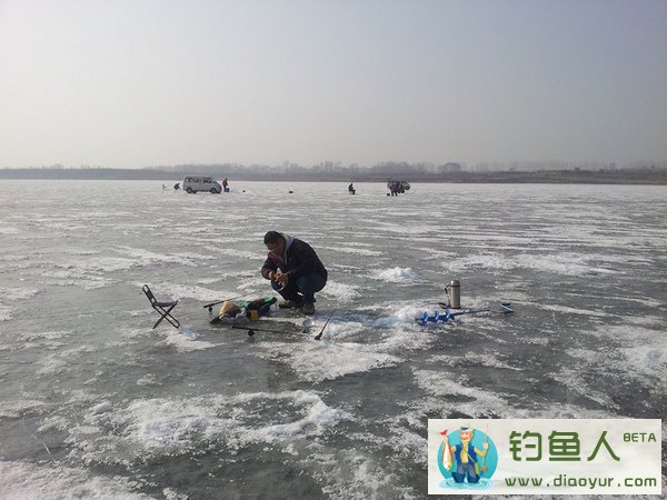 汽车冰上开榆社云竹湖冰钓盛况分享