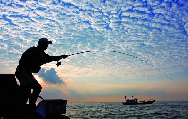 深圳市钓鱼协会副会长黄柏淞海钓遇难，钓友们出钓要注意安全