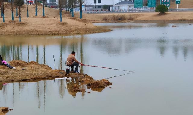 怎么减少野钓挂底几率？本文给出你三个方面的提醒，照着做就可以