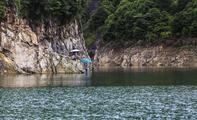 冬季如何钓起鲢鳙？低温钓鲢鳙的2大核心3个基础