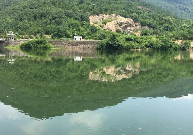 浮钓鲢鳙钓多深，弄清问题所在