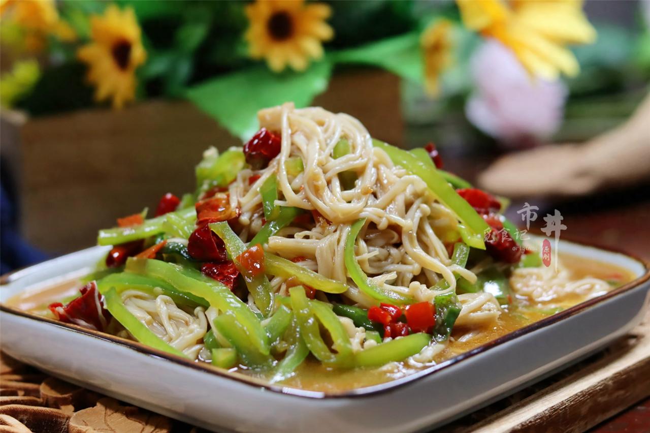 丰富菌类食材的烹饪方法，金针菇鲜味爆发！