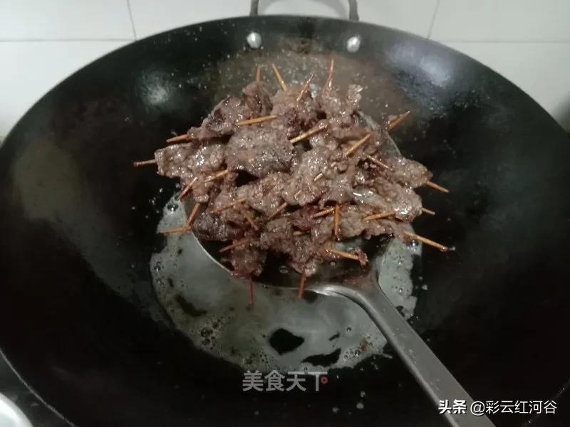 超级美味的牙签肉做法大全，大人小孩都爱吃！