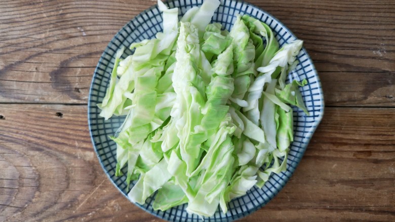 腊肉包菜锅巴饭