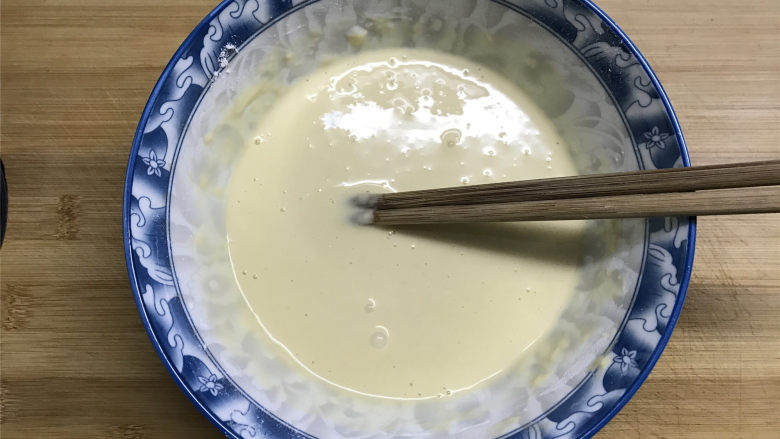 茼蒿鸡蛋饼