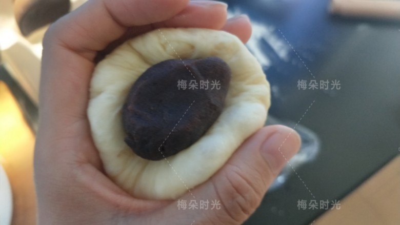 豆沙面包卷