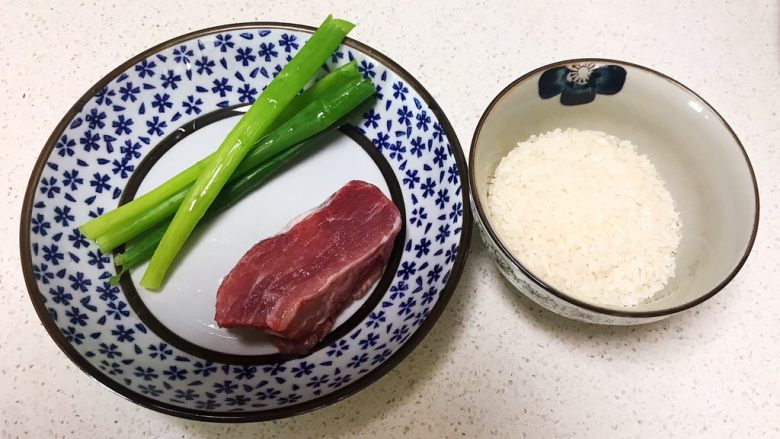 宝宝健康食谱   香葱枸杞瘦肉粥