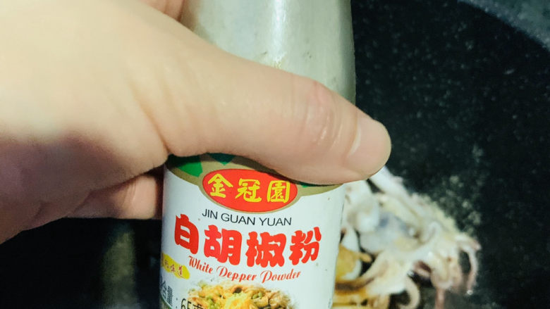 鱿鱼炒芹菜