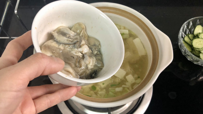 牡蛎豆腐汤