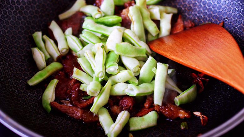 芸豆肉片炖粉条