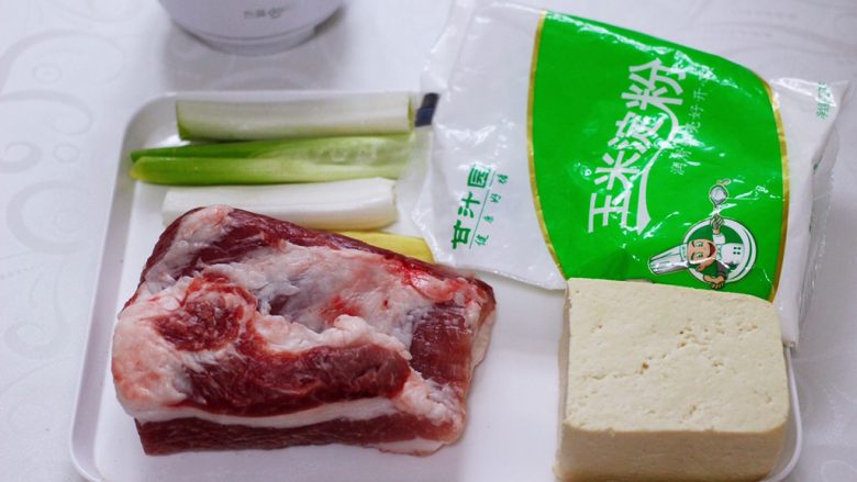 香炸猪肉豆腐丸子