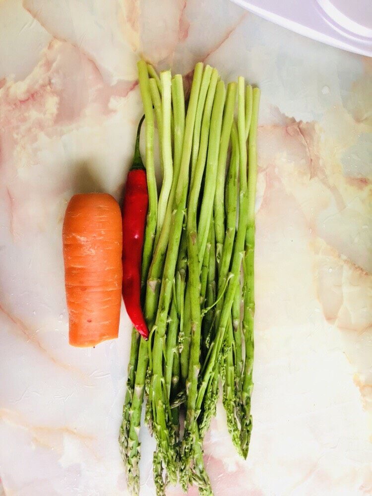 芦笋炒肉片