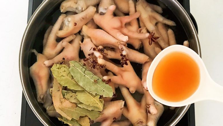 私房菜  密制酸辣鸡爪