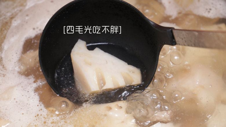 鲜藕炖排骨