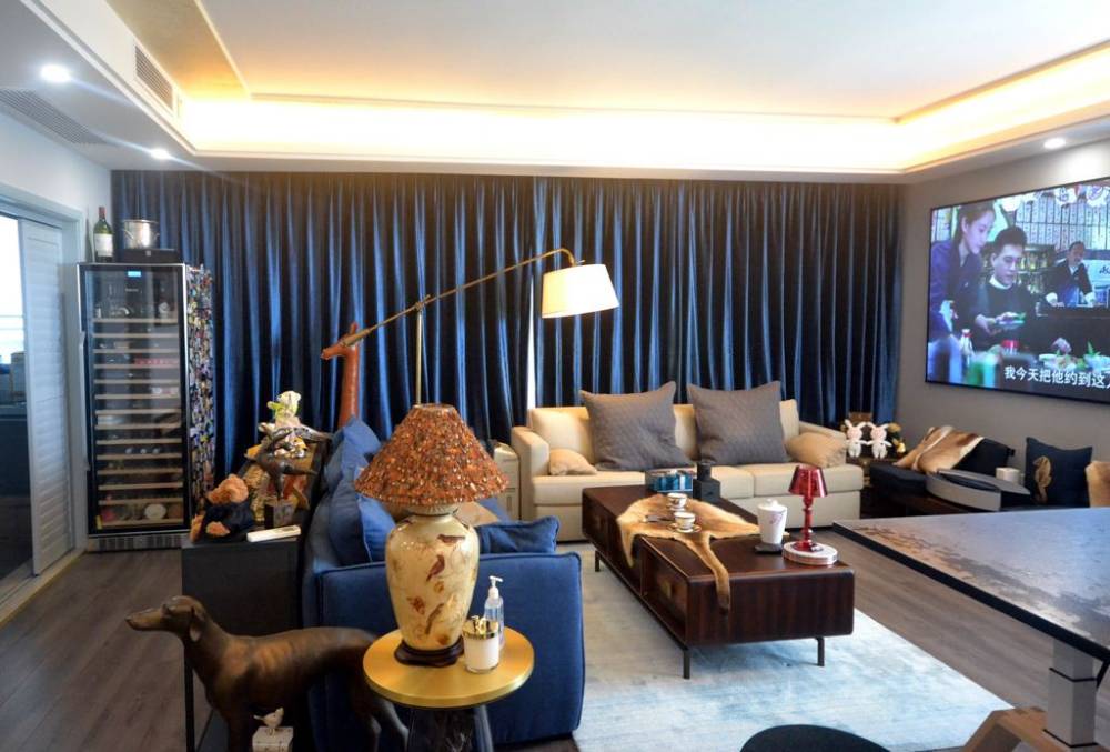 浦东新区陆家嘴中央公寓120平现代简约风格两室户装修效果图