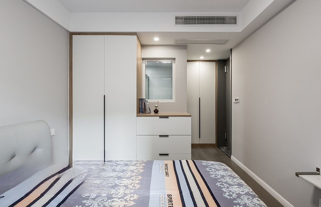 杨浦区帆升公寓140平现代简约风格三室户装修效果图