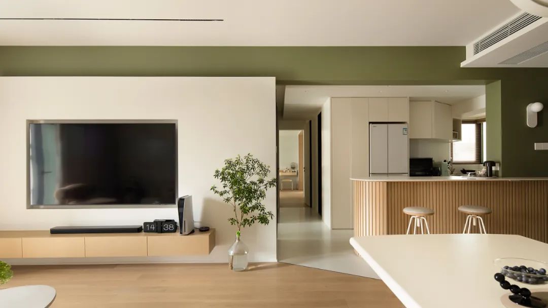 浦东汤臣豪园130平现代简约风格两室户装修效果图