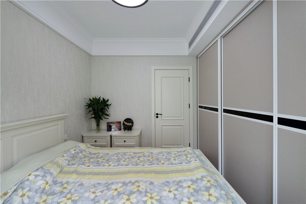 浦东保利金爵公寓86平欧式风格两室户装修效果图
