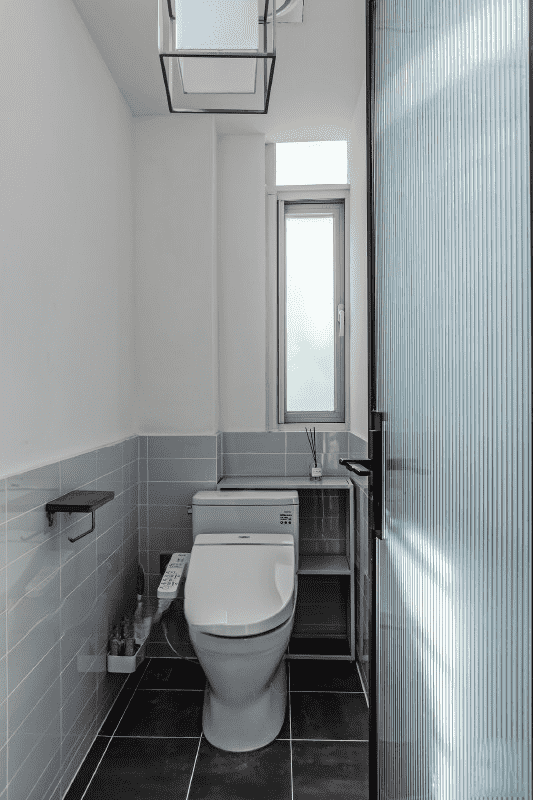 松江区83平北欧风格二房卫生间装修效果图