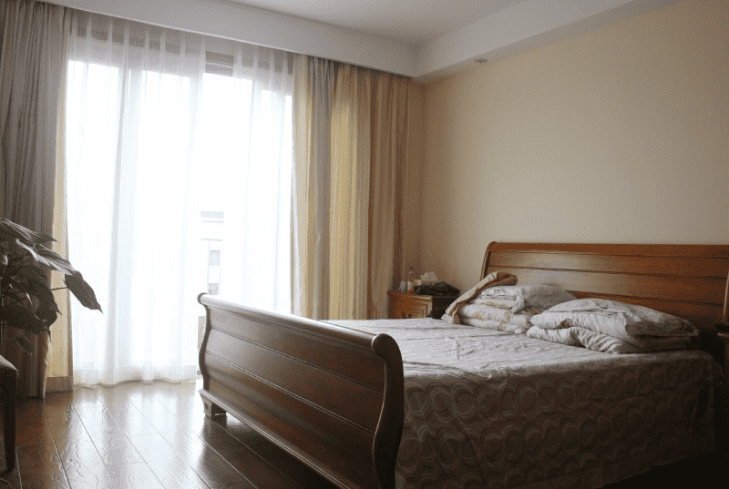 浦东广洋新景苑107平美式风格复式卧室装修效果图