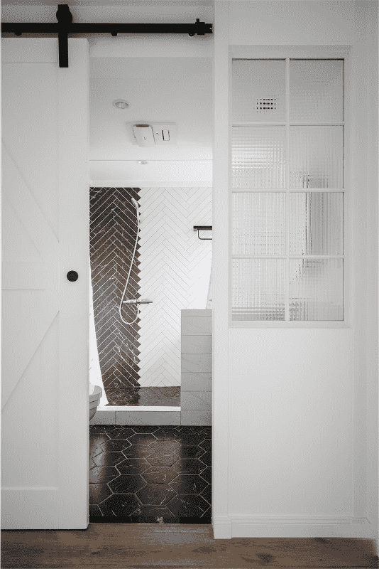 浦东新区116平美式风格三房卫生间装修效果图