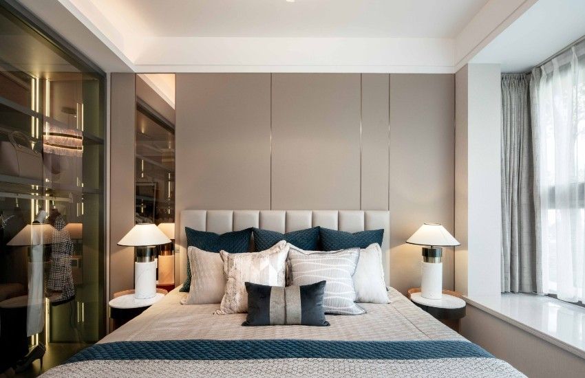 普陀区中海紫御豪庭140平现代简约风格三室户装修效果图