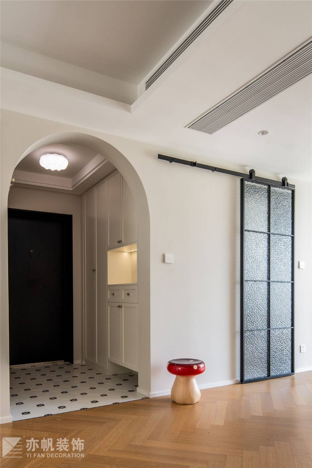 徐汇区华沁家园89平美式风格两室户装修效果图