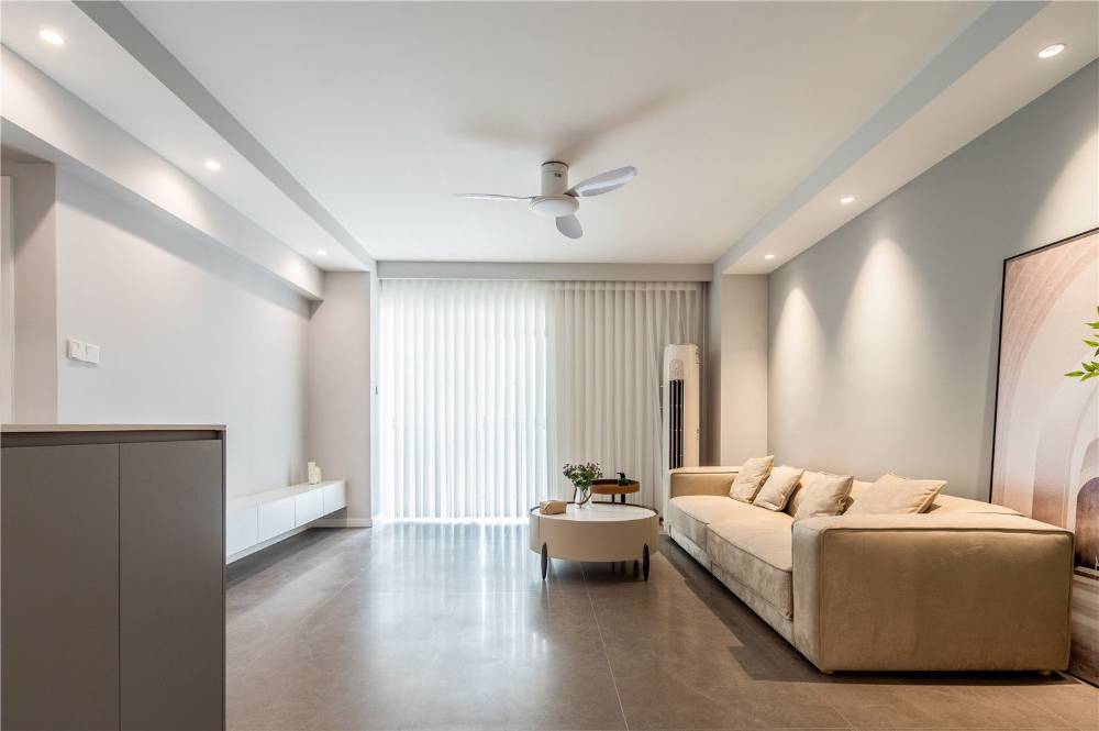 浦东绿地公寓96平现代简约风格三室户装修效果图