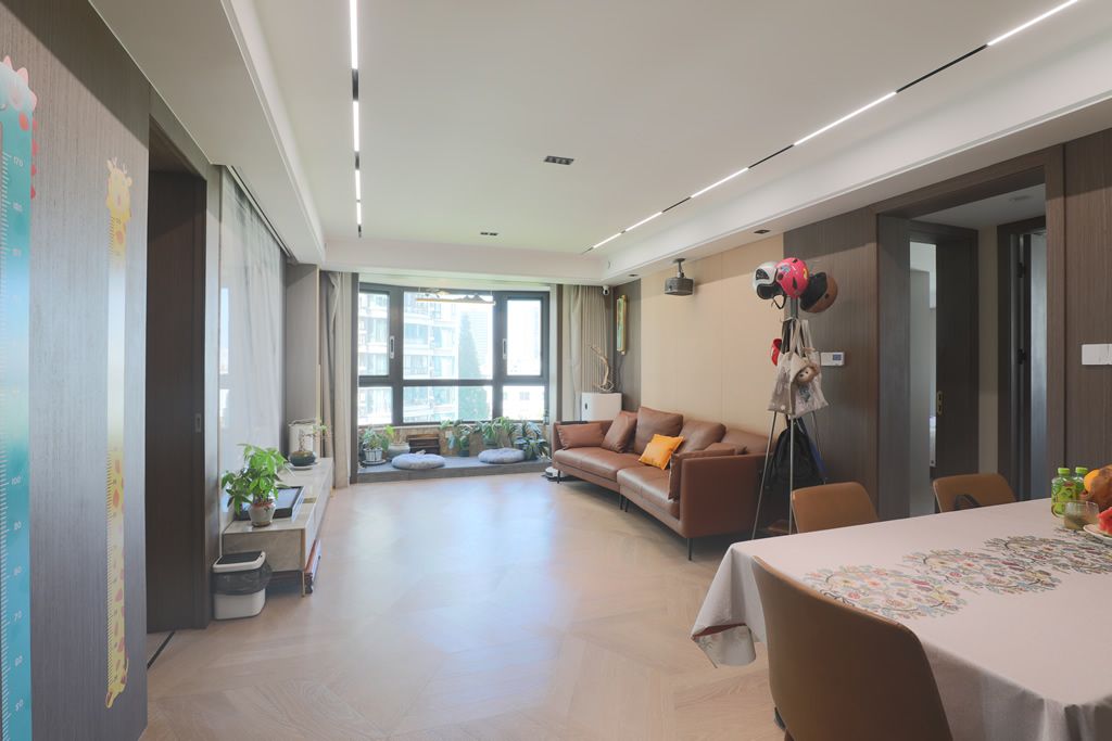 杨浦区珠江香樟园95平米平中式风格三室户装修效果图