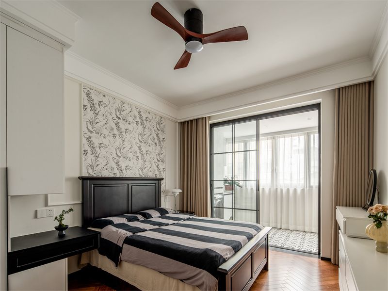 杨浦区荣鑫公寓103平法式风格两室户装修效果图