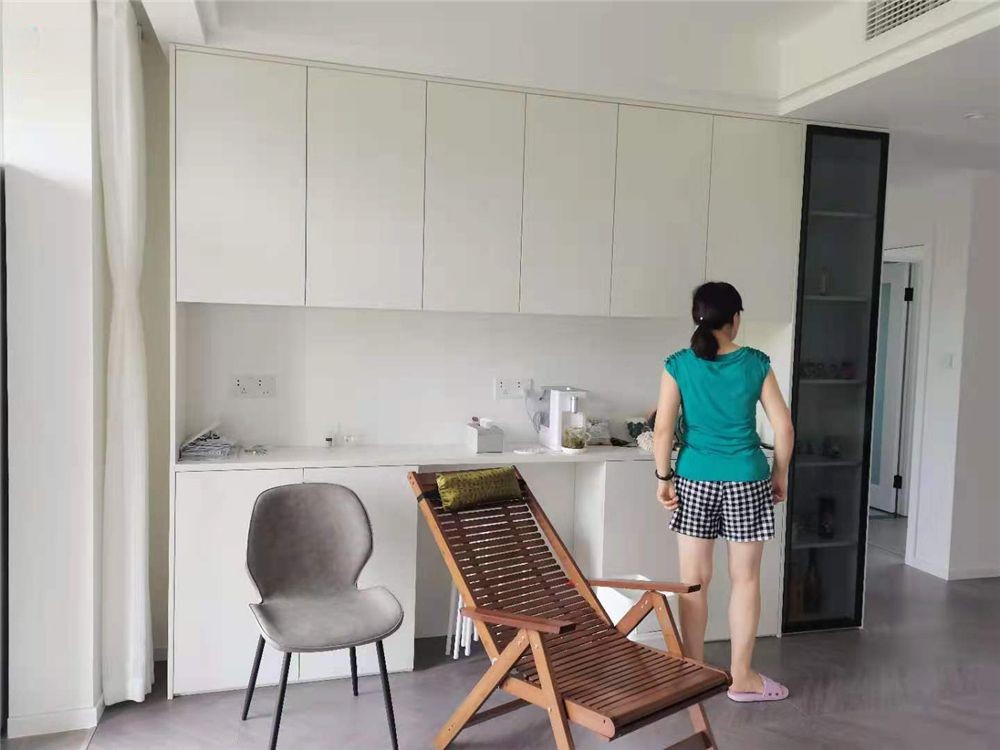 浦东新区金融家126平米平现代简约风格三室户装修效果图