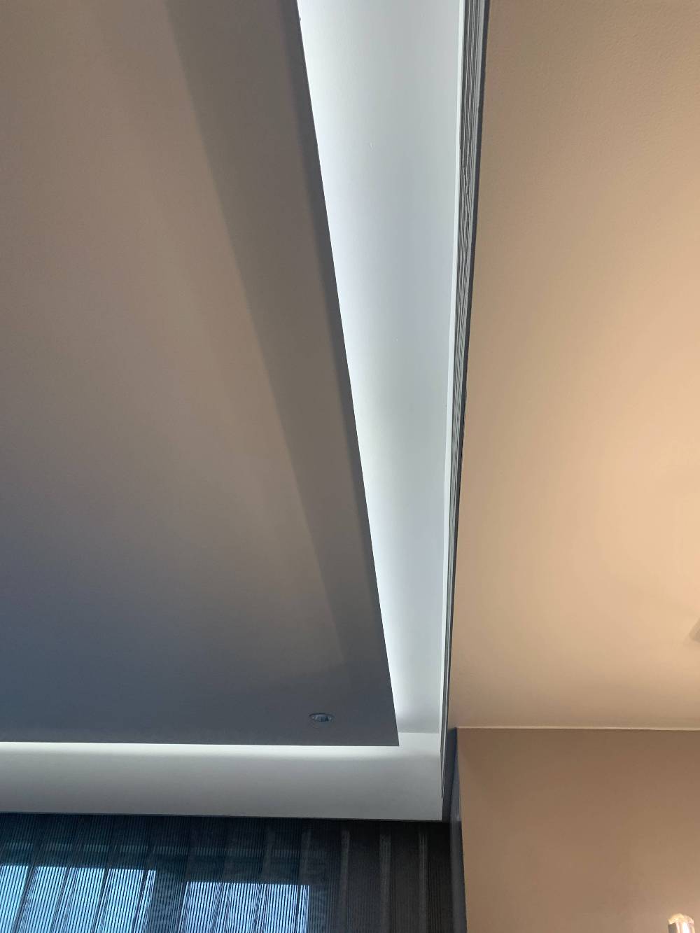 浦东湖畔天地140平米平现代简约风格三室户装修效果图