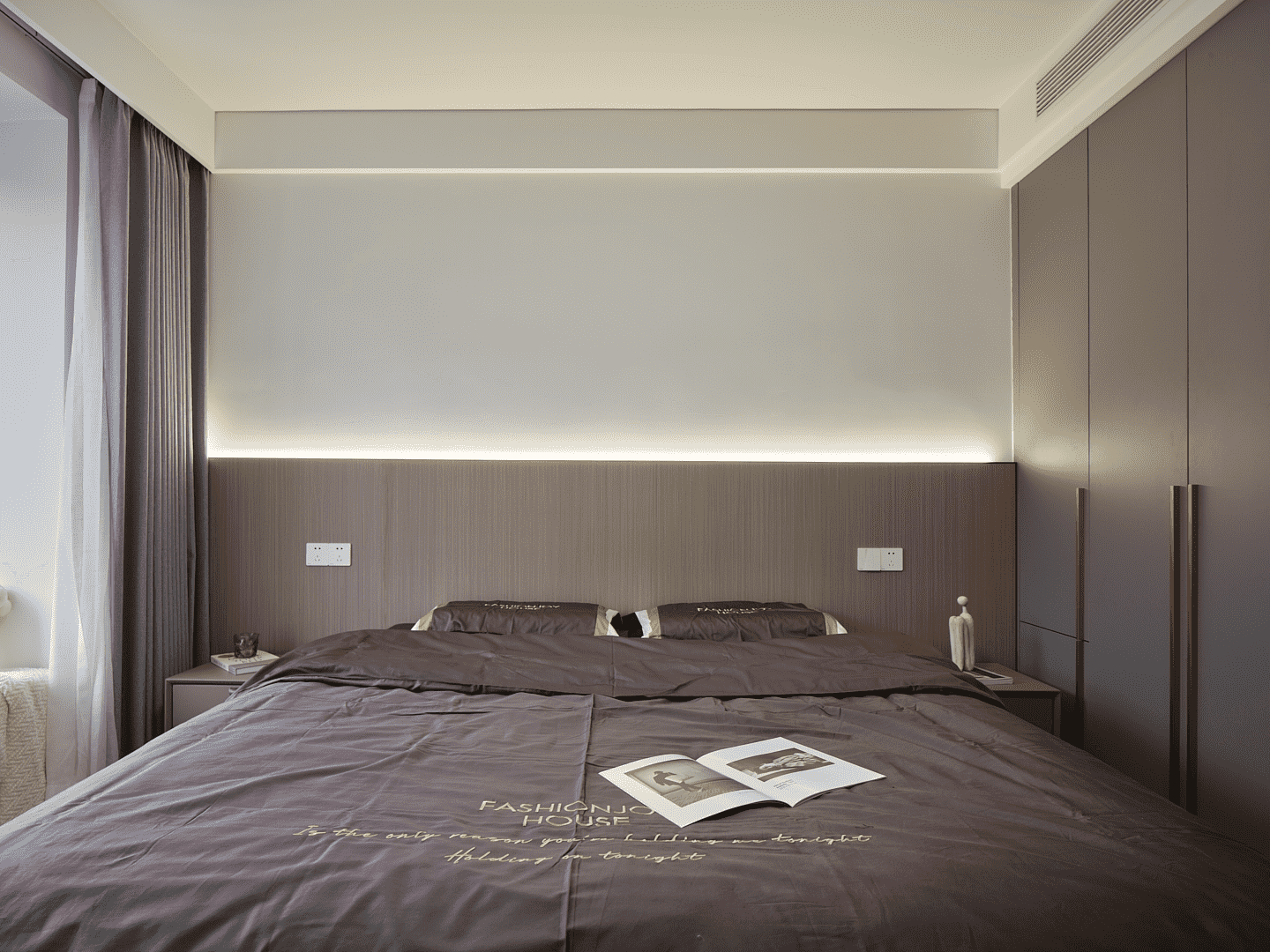 宝山区天馨花园126平现代简约风格三室户装修效果图