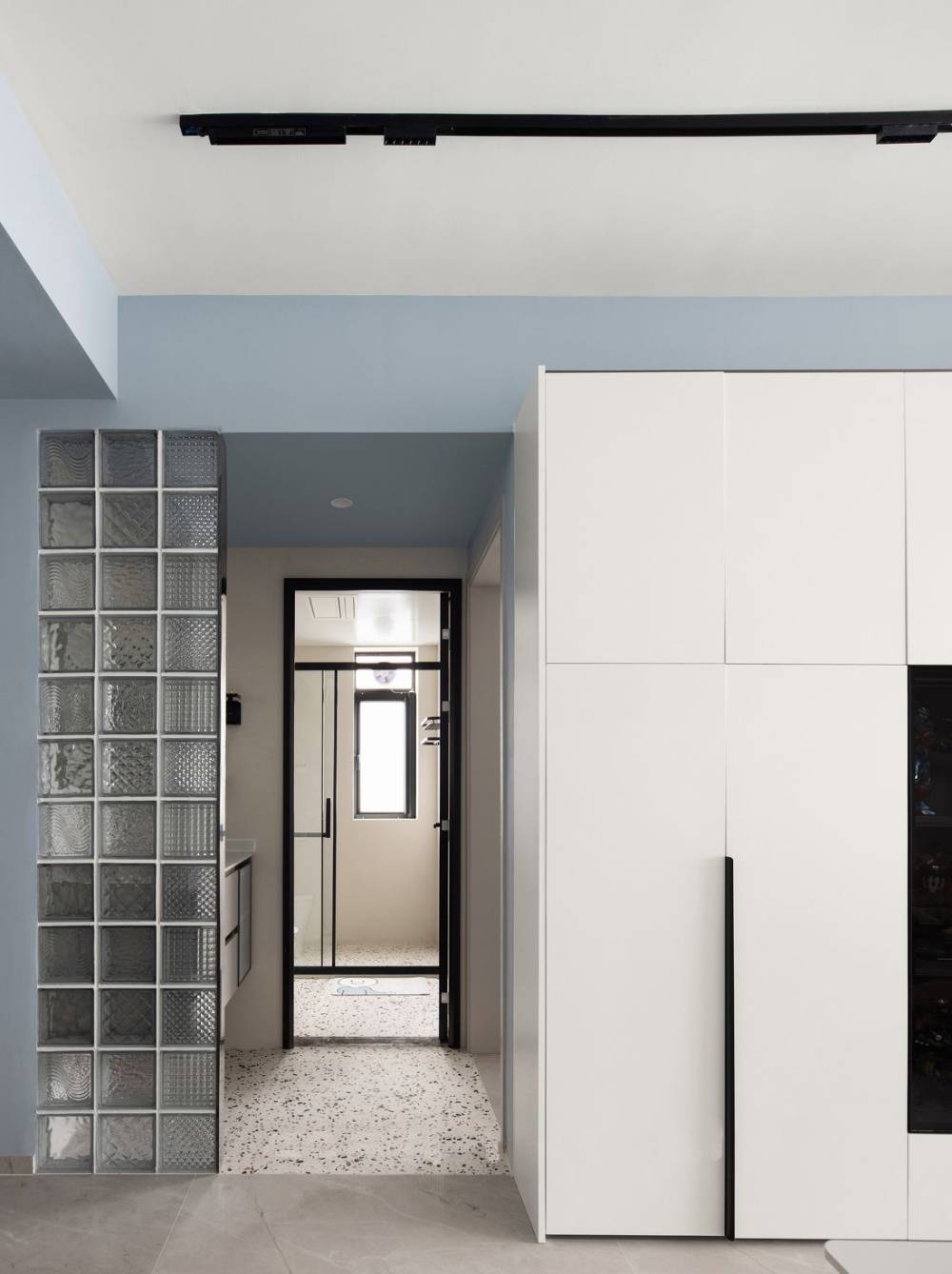 静安区思美公寓114平现代简约风格三室户装修效果图
