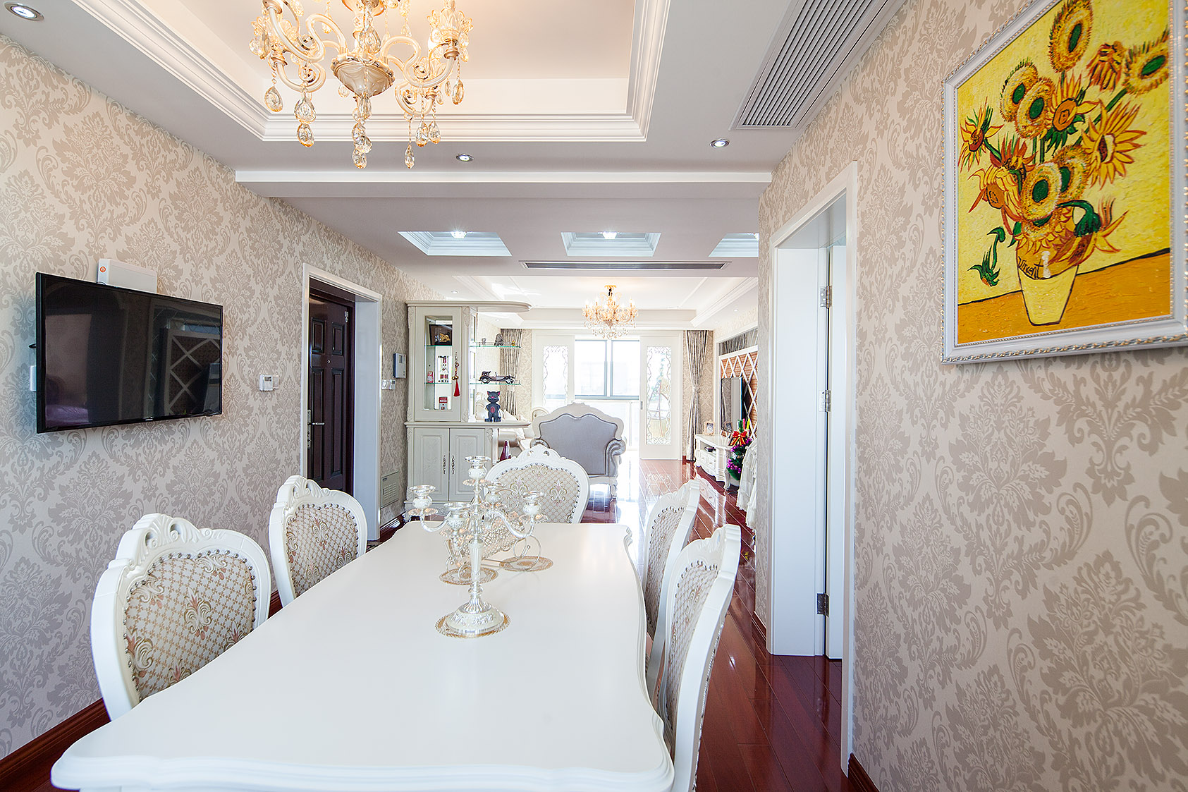 宝山区中环国际130平简欧风格三室两厅装修效果图