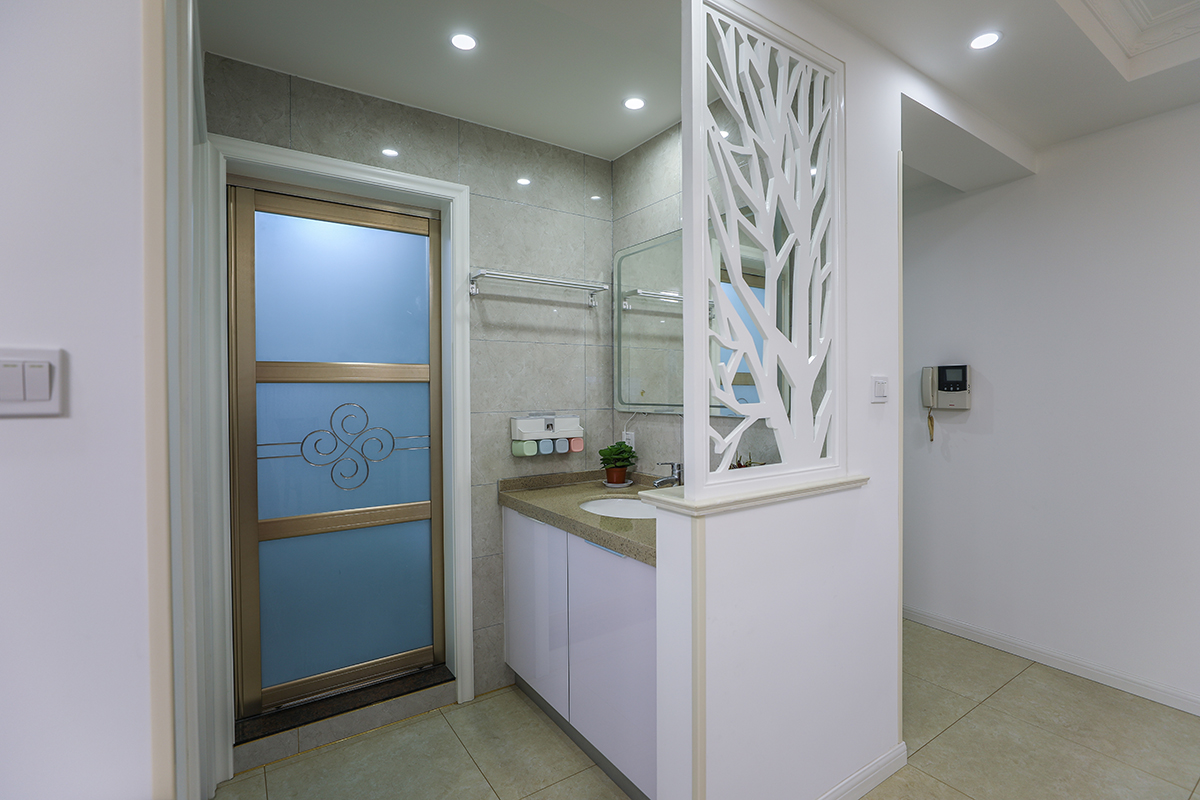 虹口区绿洲紫荆花园61平现代简约风格两室两厅装修效果图