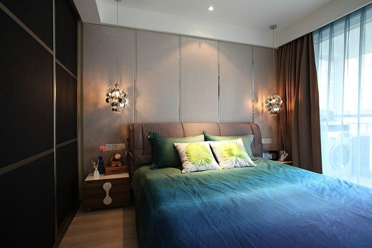杨浦区汤臣豪园93平欧式风格两室户装修效果图