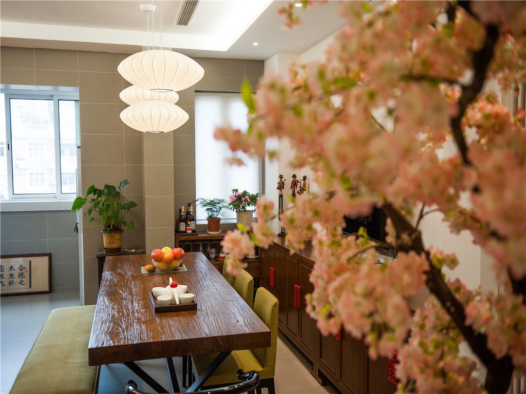青浦区280平新中式风格独栋别墅餐厅装修效果图